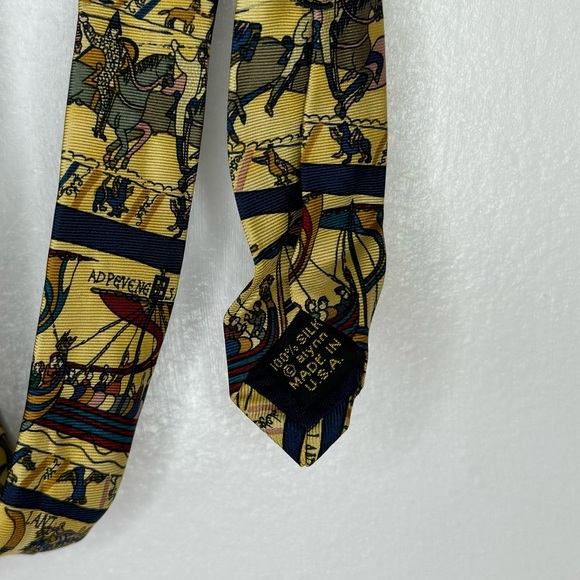 Alynn 100% Silk Novelty Patterned Tie - Picture 3 of 6